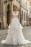 Charming A line V Neck Sleeveless Wedding Dress with Lace Appliques