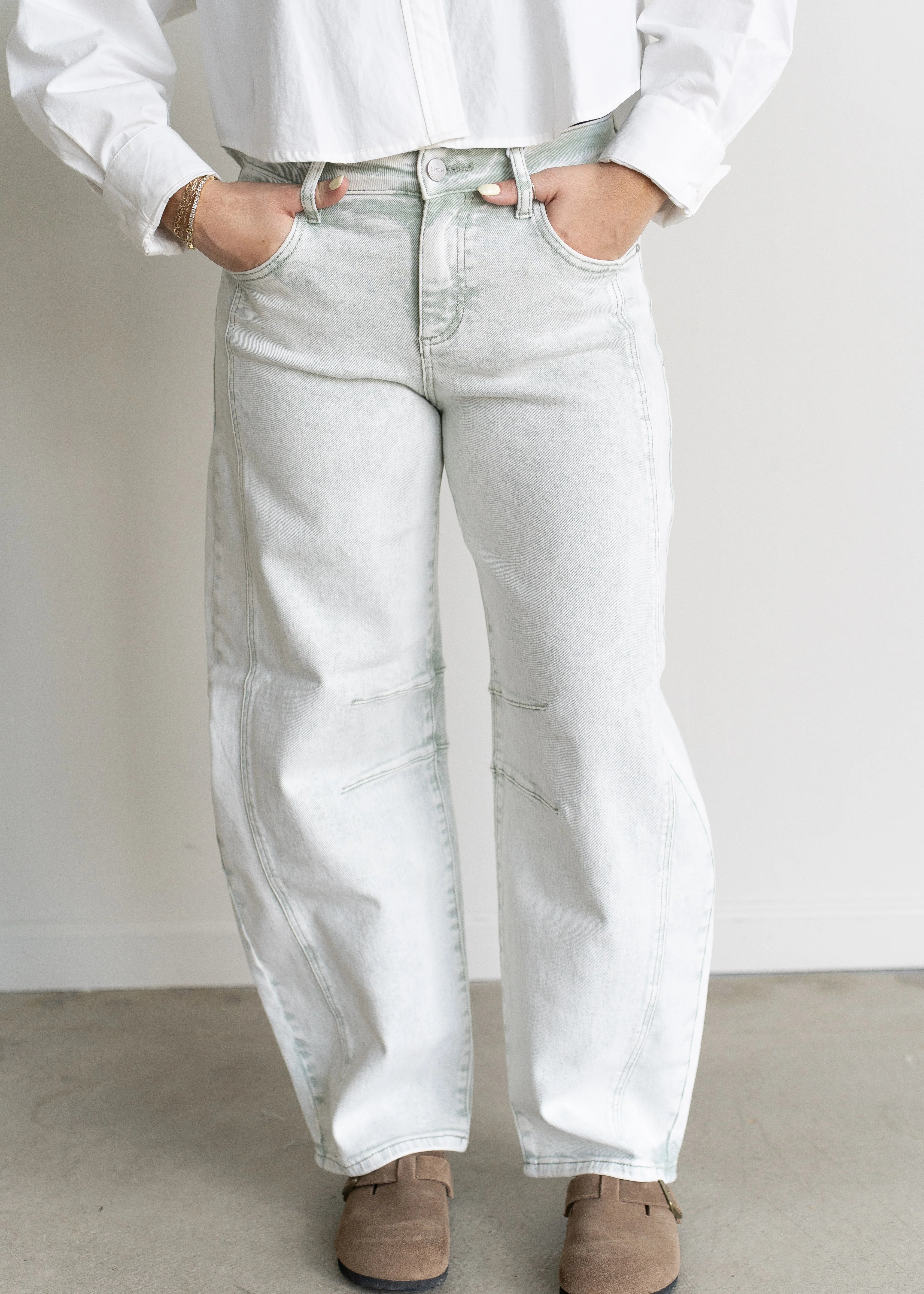 Lyra Slouchy Barrel Pant