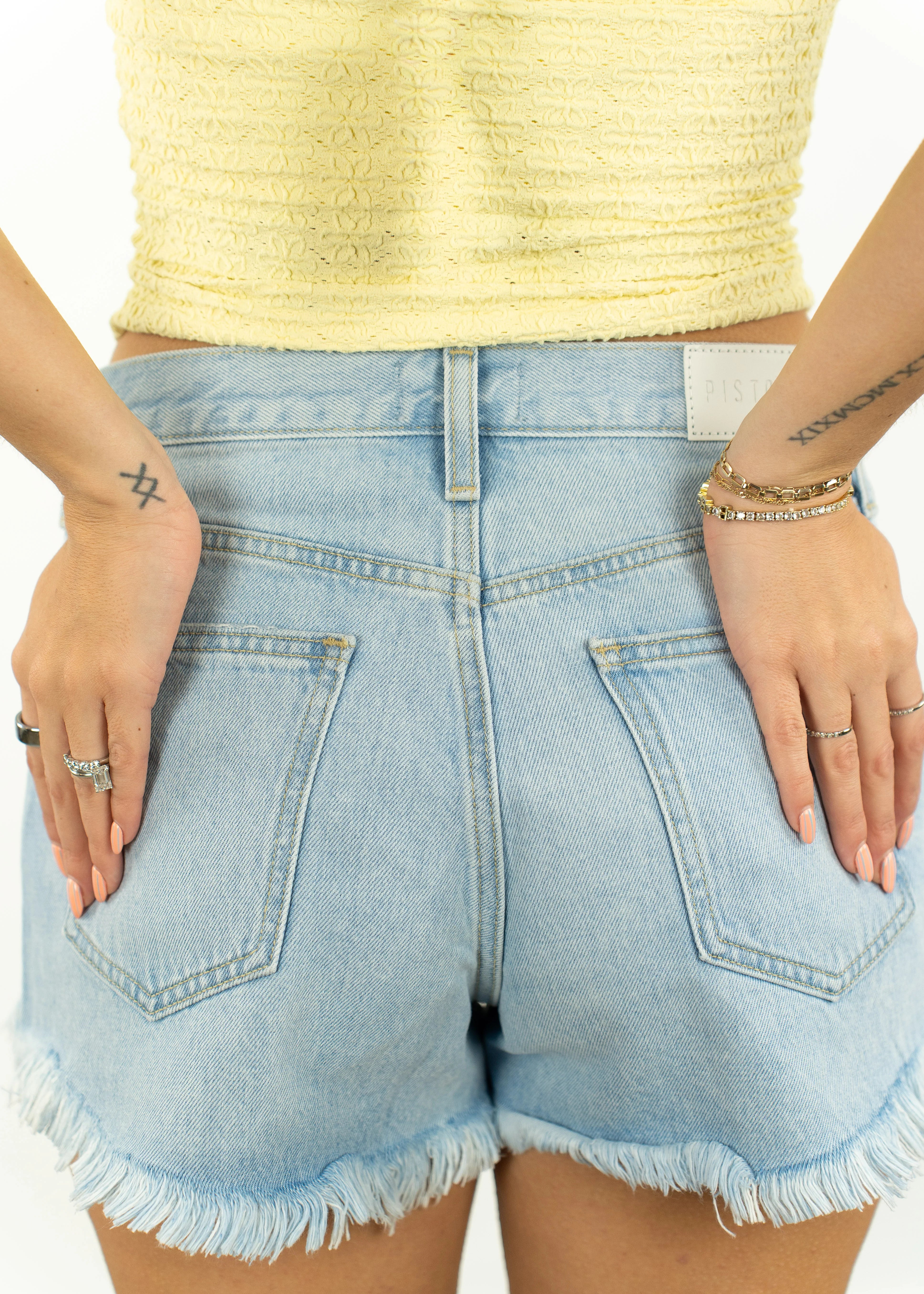 Gigi Cut Off Short