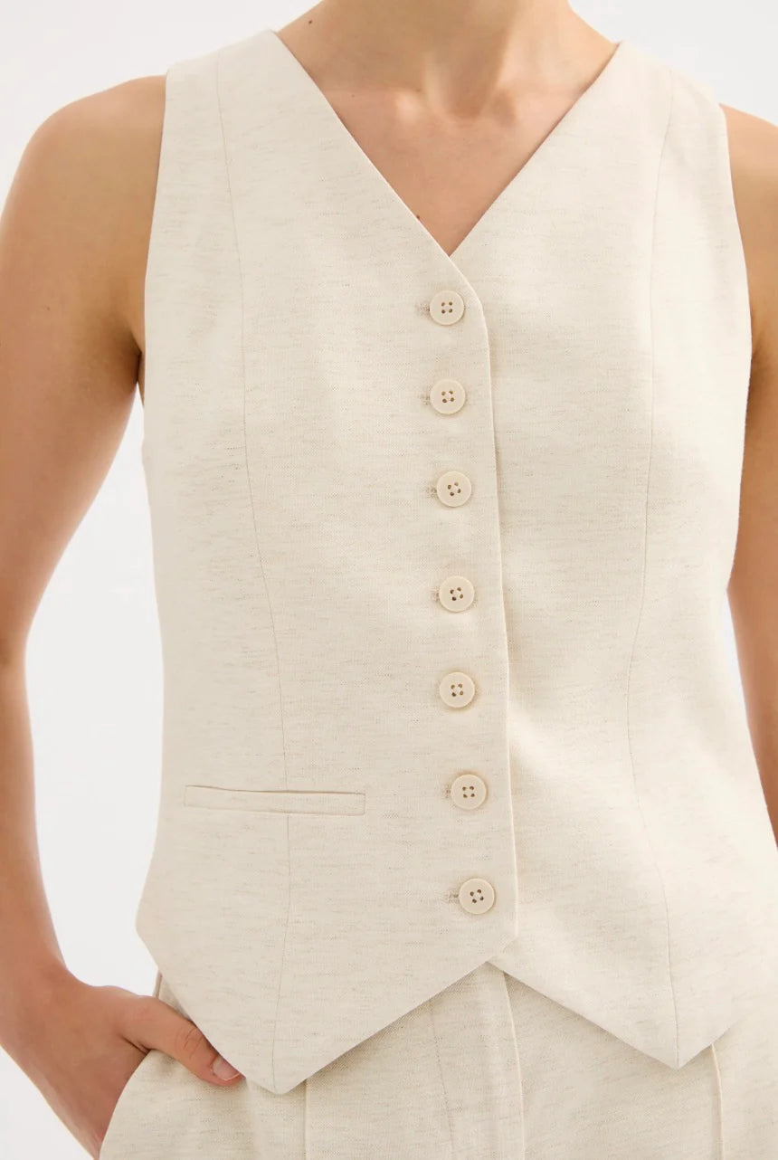 Logan Tailered Vest