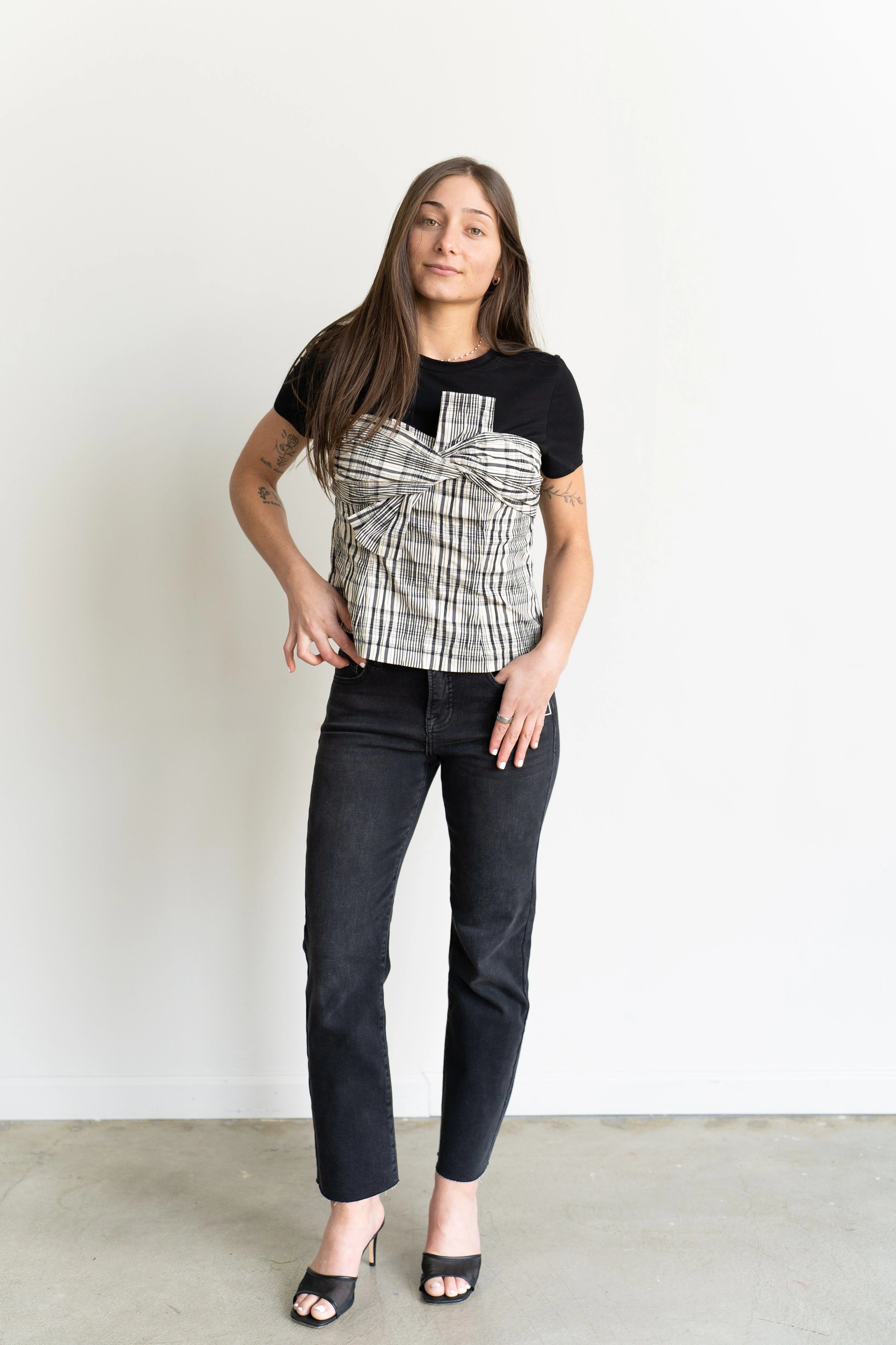 Nadia Twist Front Top