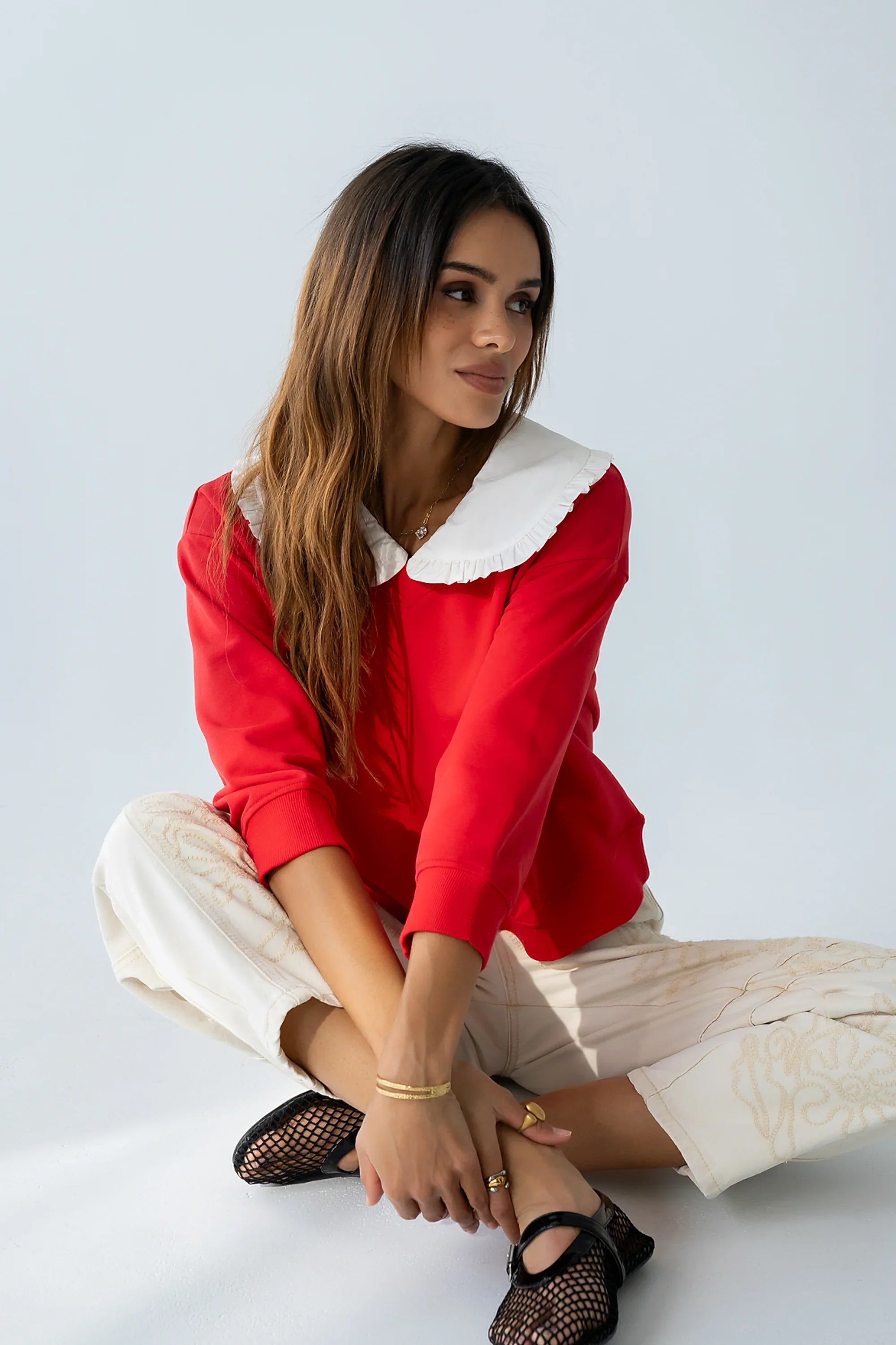 Kinsey Embroidered Barrel Jeans in Beige