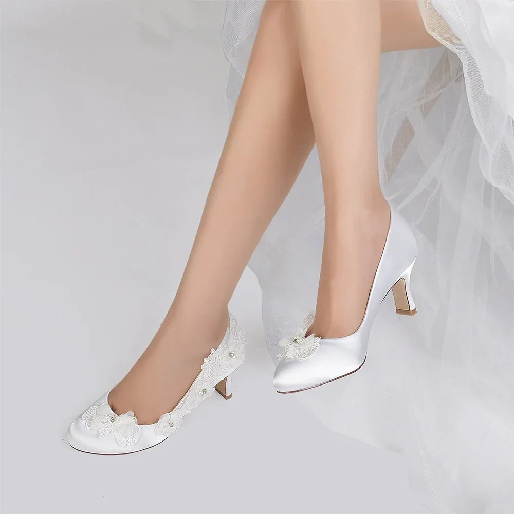 Lace Pointed Toe Chunky Heels with Beaded