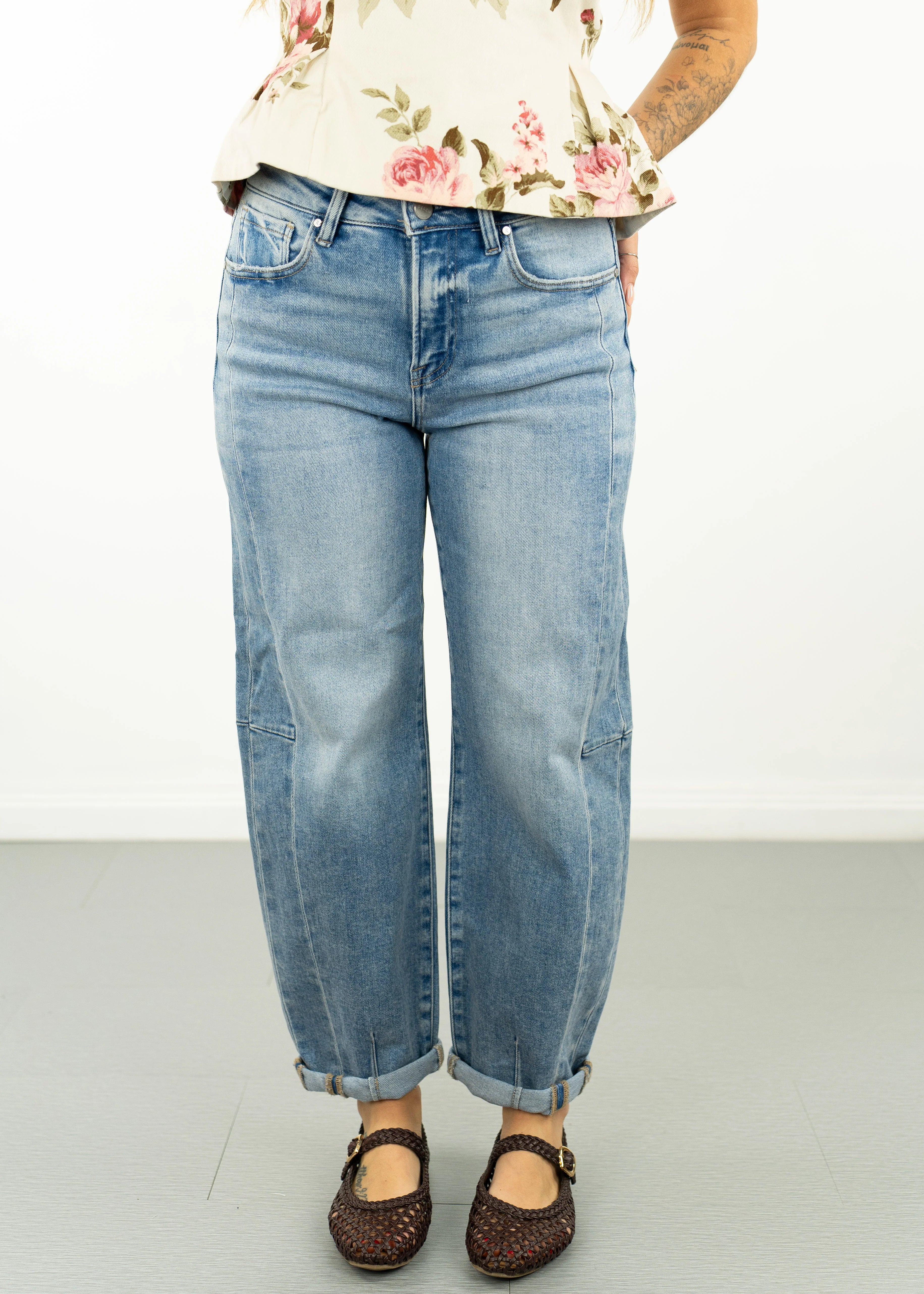 Mara Barrel Jeans