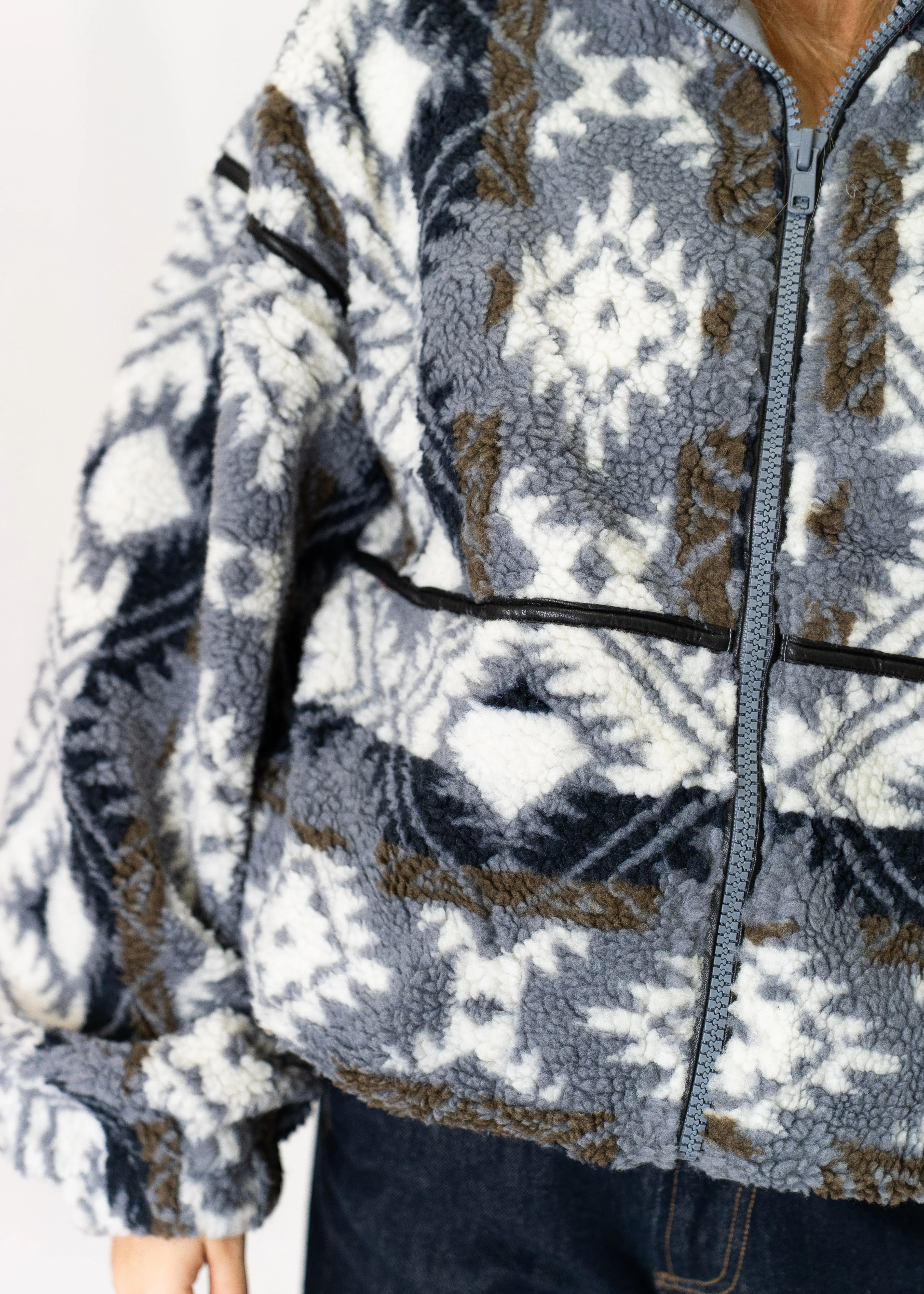 Ari Geometric Fleece Jacket