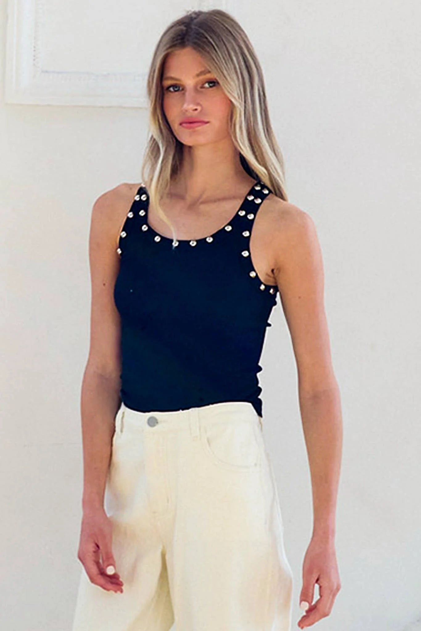 Zuri Stud Detailed Tank