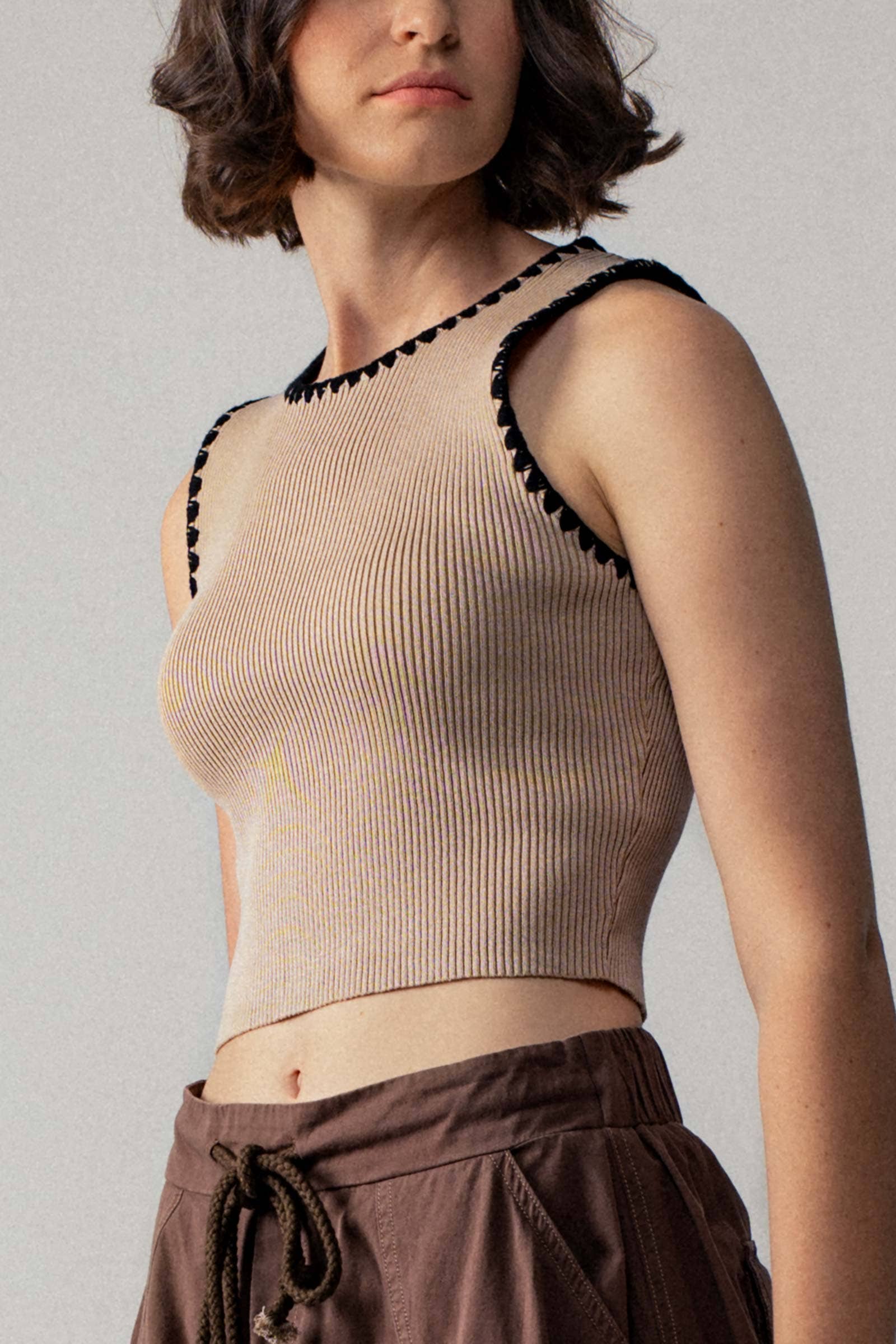 Lara Scalloped Ribbed Knit Top