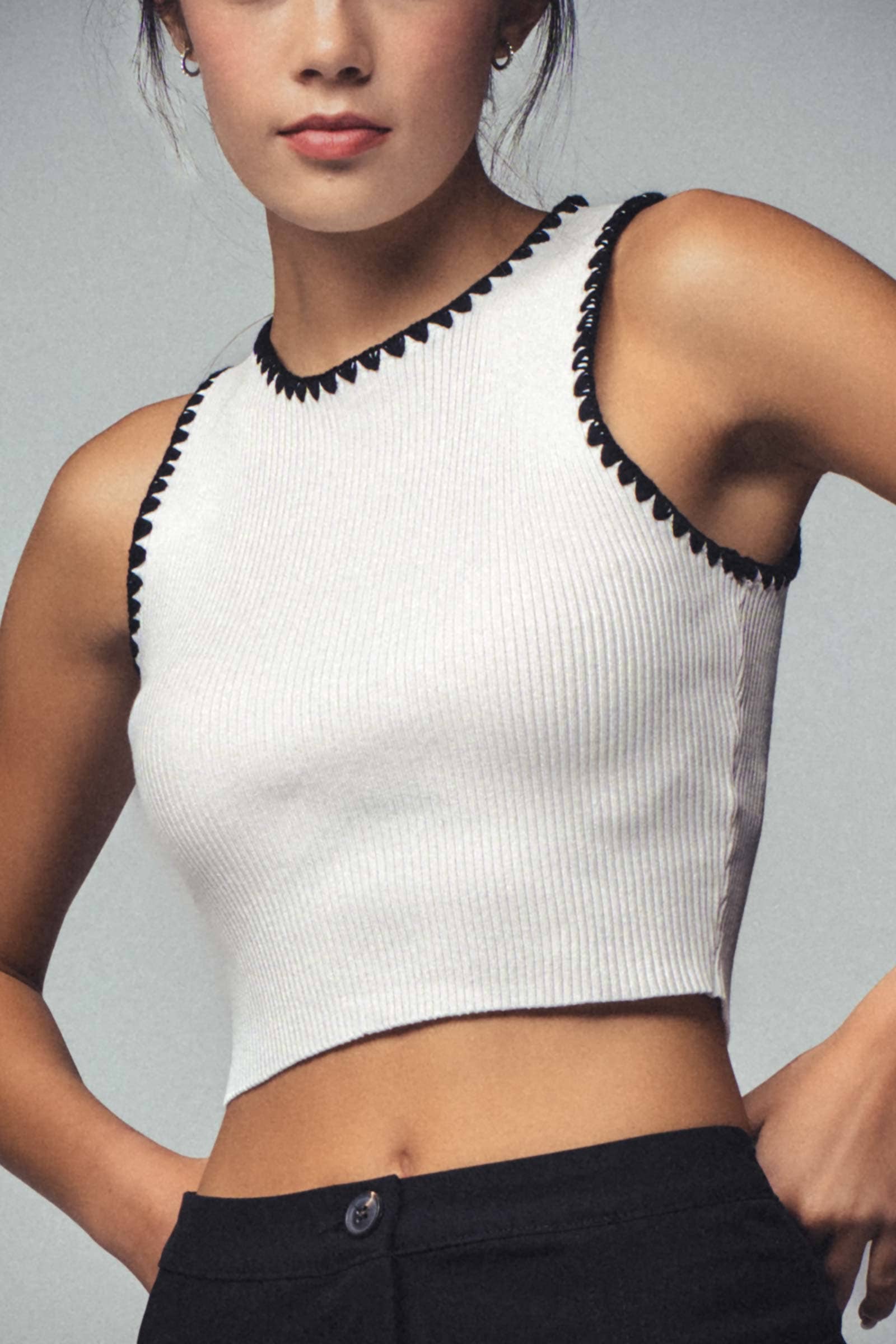 Lara Scalloped Ribbed Knit Top